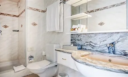 فندق Beau Rivage زيرمات